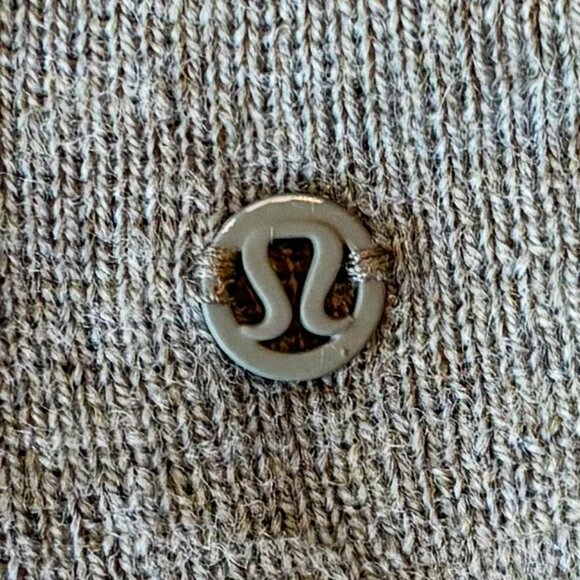lululemon Grey Sage Sit In Lotus Hoodie Sweater size 4 - Picture 11 of 13
